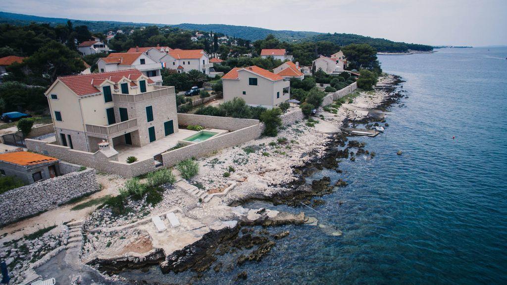 Apartments Mara Splitska Bagian luar foto